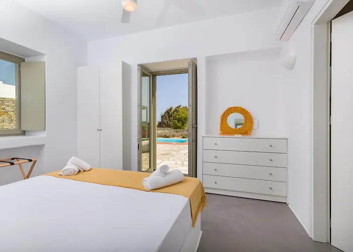 Summera Paros Chrisi Akti (Paros)